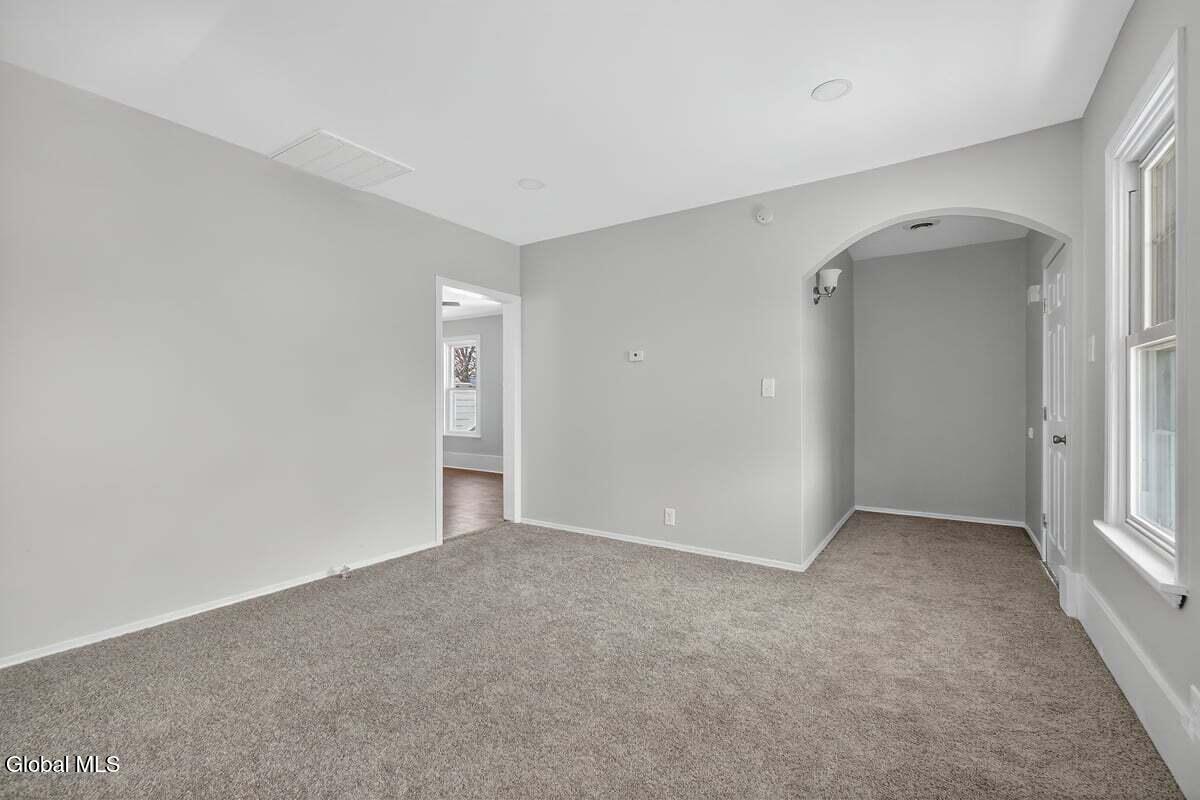 1331 Hodgson Street Schenectady, NY 12303 - Photo 17 of 28 1331 Hodgson St-21