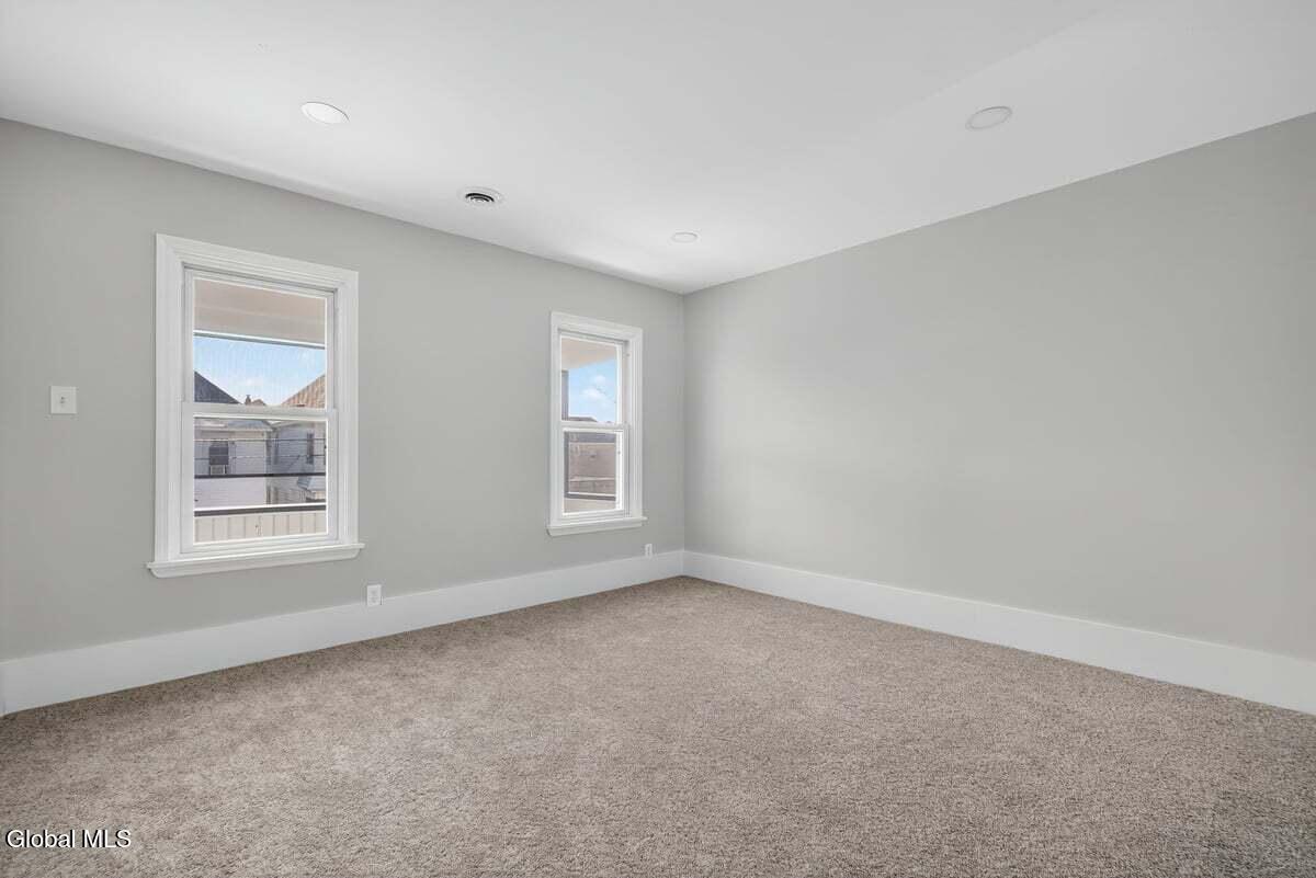 1331 Hodgson Street Schenectady, NY 12303 - Photo 18 of 28 1331 Hodgson St-19