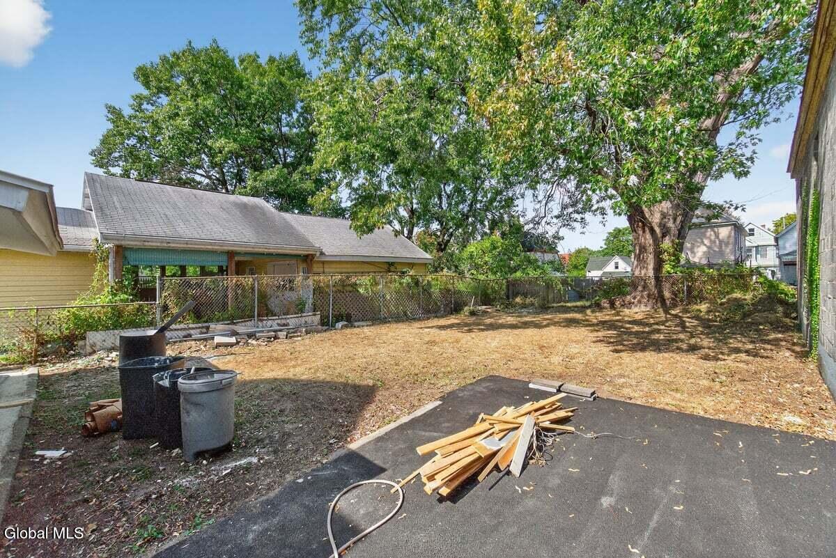 1331 Hodgson Street Schenectady, NY 12303 - Photo 28 of 28 1331 Hodgson St-37