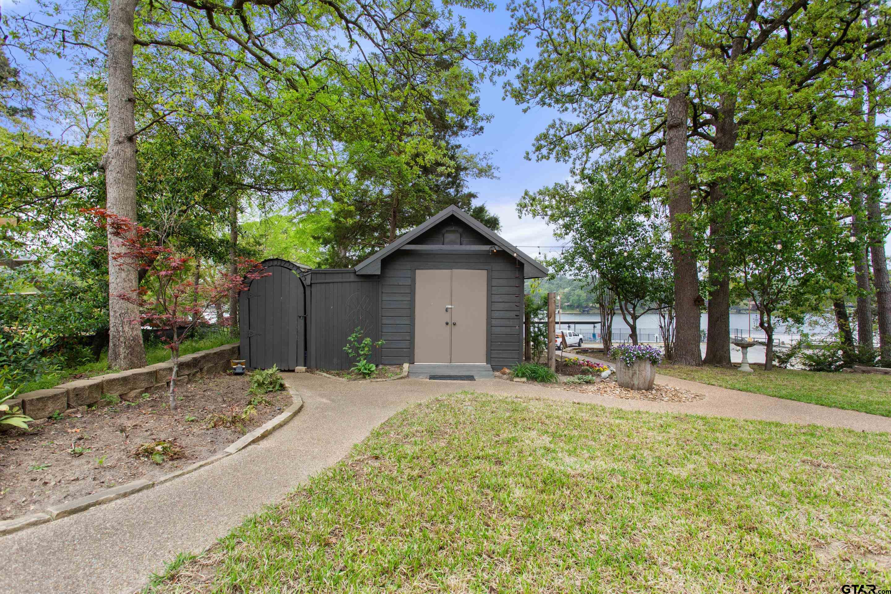 308 Harmony Lane Hideaway, TX 75771 - Photo 38 of 41