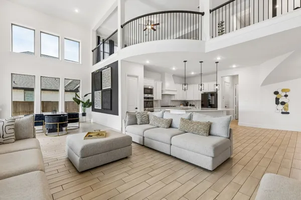 $775,000 | 6903 Shoreline Vw Drive, Katy, TX 77493