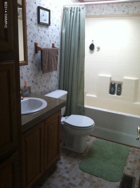 8779 Hagar Shore Road Watervliet, MI 49098 - Photo 14 of 20 photo_4 (3)