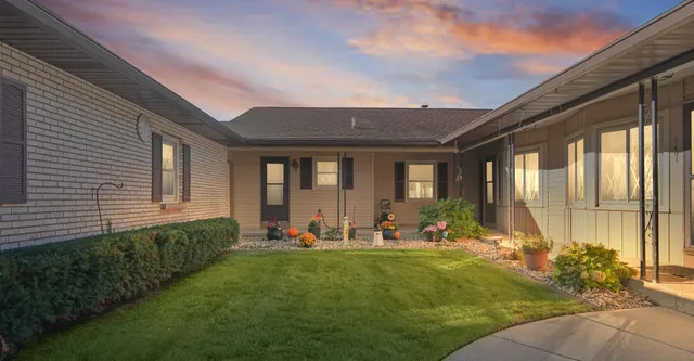 $250,000 | 7405 Pine Grove Drive, Jenison, MI 49428