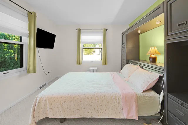 $250,000 | 7405 Pine Grove Drive, Jenison, MI 49428