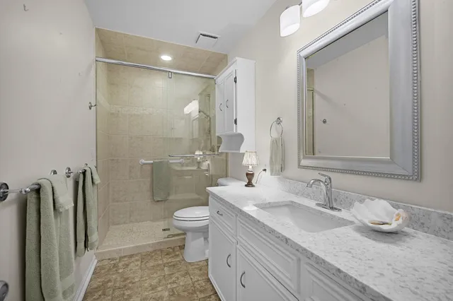 $250,000 | 7405 Pine Grove Drive, Jenison, MI 49428