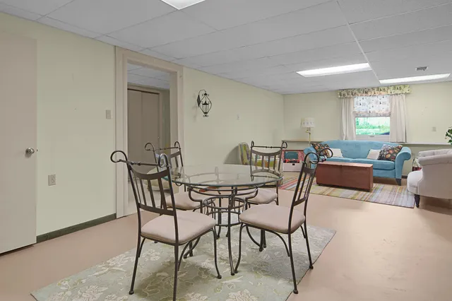 $250,000 | 7405 Pine Grove Drive, Jenison, MI 49428