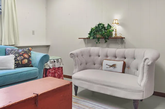 $250,000 | 7405 Pine Grove Drive, Jenison, MI 49428