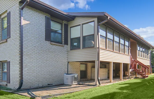 $250,000 | 7405 Pine Grove Drive, Jenison, MI 49428