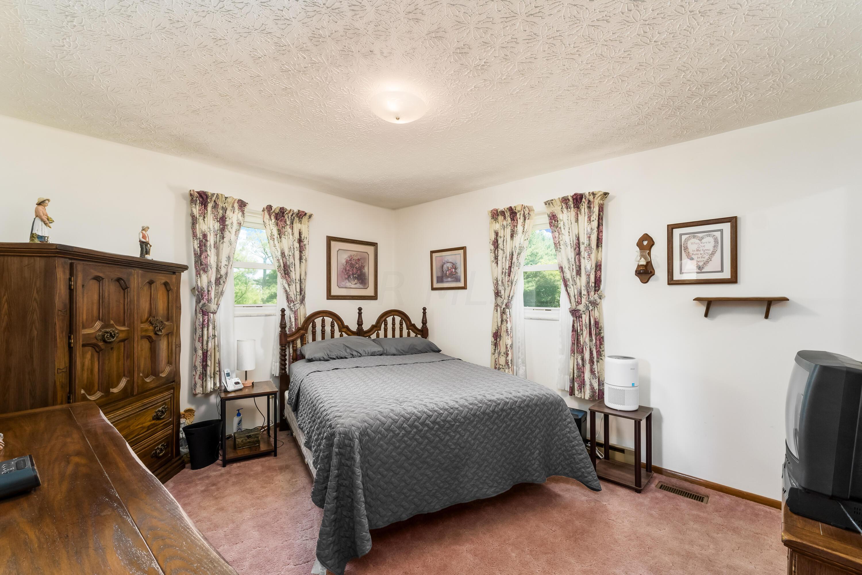 5281 Spring Valley Road London, OH 43140 - Photo 23 of 41 S_-_5281_Spring_Valley_Rd_-_072