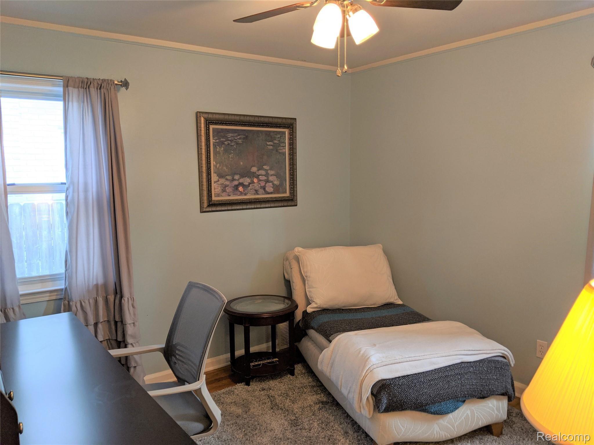 13357 Rosedale Street Southgate, MI 48195 - Photo 21 of 37 Bedroom 2 view 1