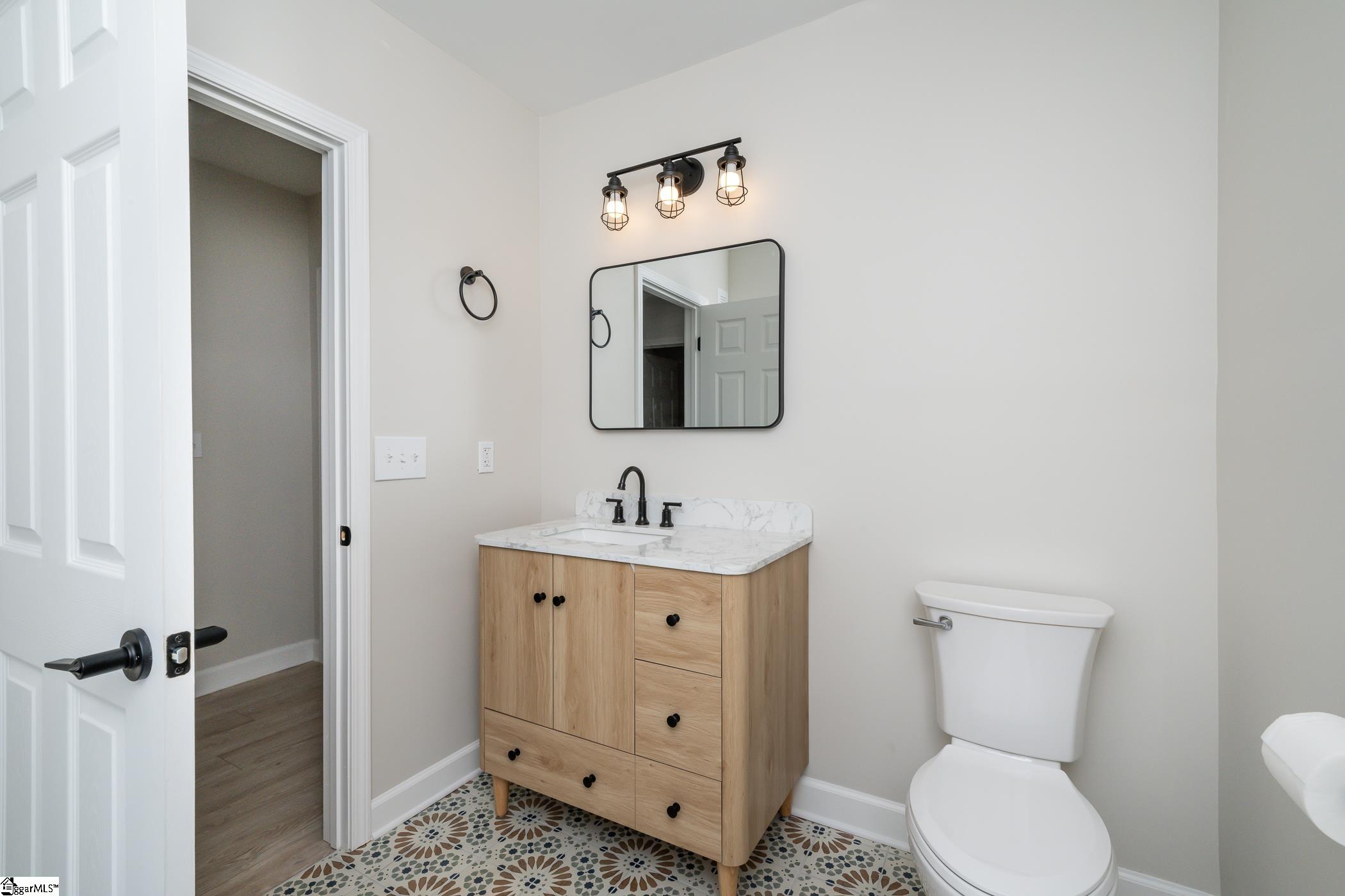 17 Hall Road Greenville, SC 29609 - Photo 15 of 22 Gallery Image 15