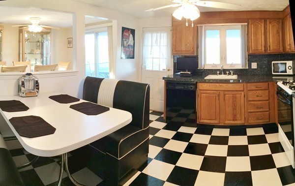 24 Louis Road Peabody, MA 01960 - Photo 10 of 30 Gallery Image 10