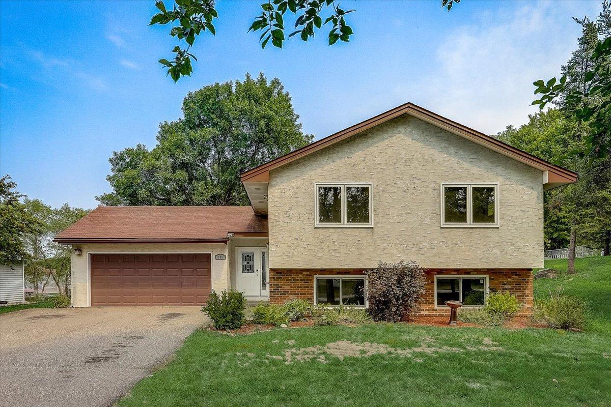 795 County Rd F West Shoreview, MN 55126 - Photo 1 of 1 Gallery Image 1