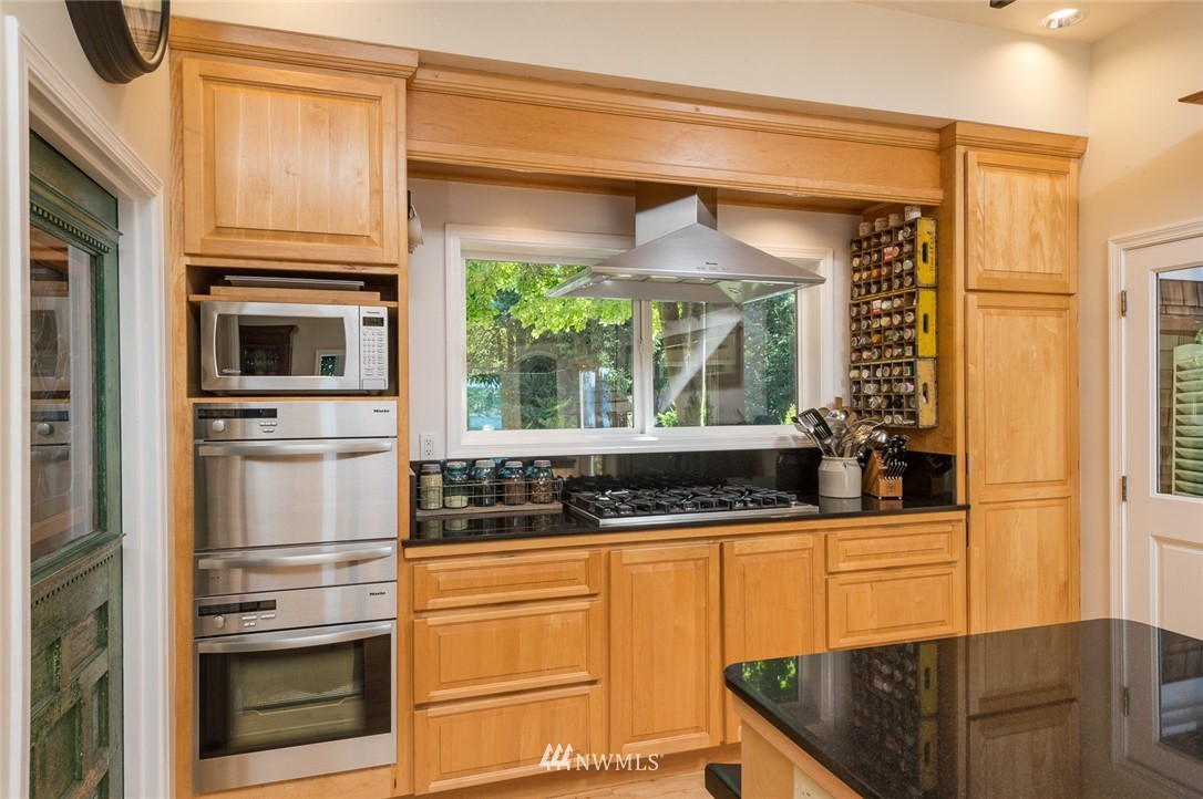 23829 Dockton Road Southwest Vashon, WA 98070 - Photo 16 of 24 Gallery Image 16