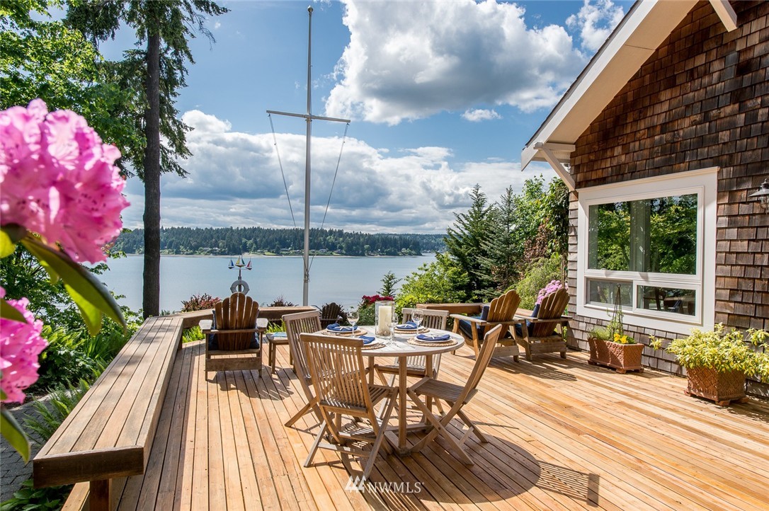 23829 Dockton Road Southwest Vashon, WA 98070 - Photo 7 of 24 Gallery Image 7