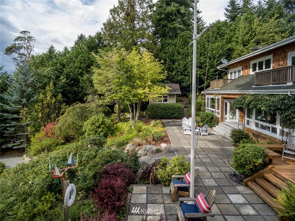 23829 Dockton Road Southwest Vashon, WA 98070 - Photo 9 of 24 Gallery Image 9