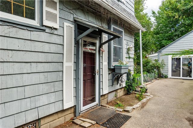 $289,900 | 1052 Post Road, Warwick, RI 02888