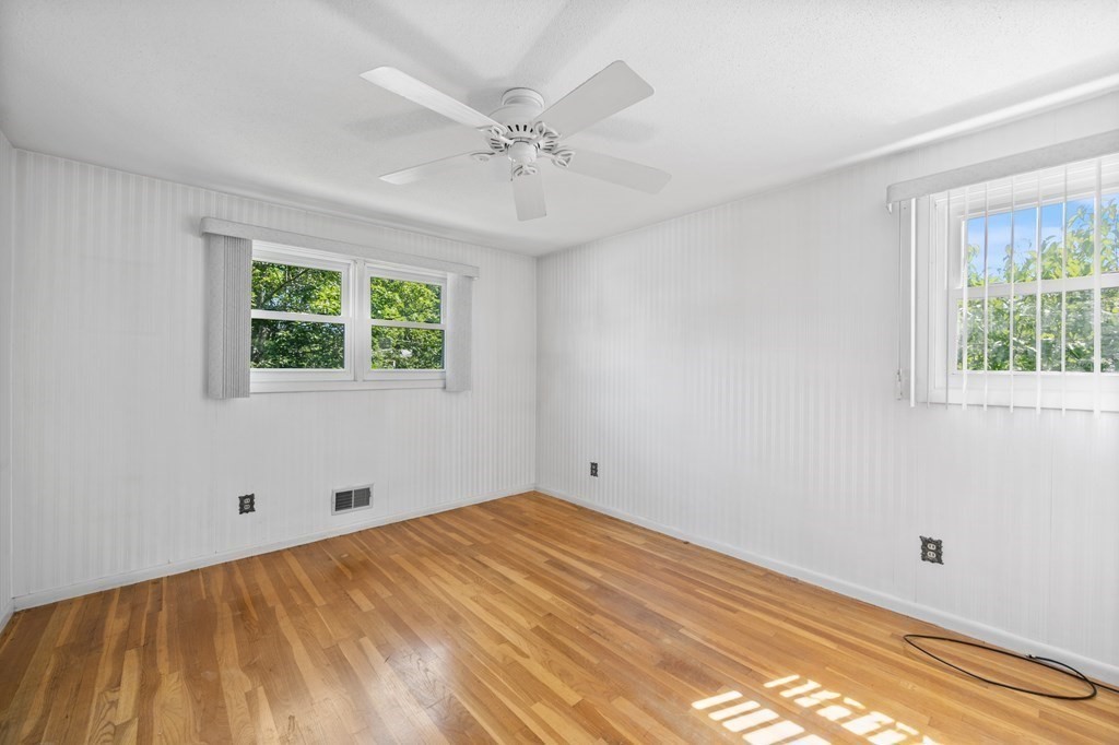 3 Truman Road Peabody, MA 01960 - Photo 12 of 31 Gallery Image 12
