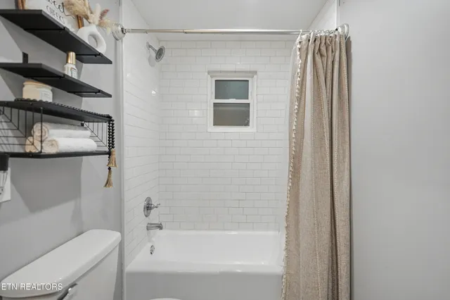 $368,500 | 335 Fenway Drive, Sevierville, TN 37863