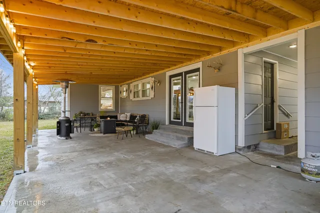 $368,500 | 335 Fenway Drive, Sevierville, TN 37863