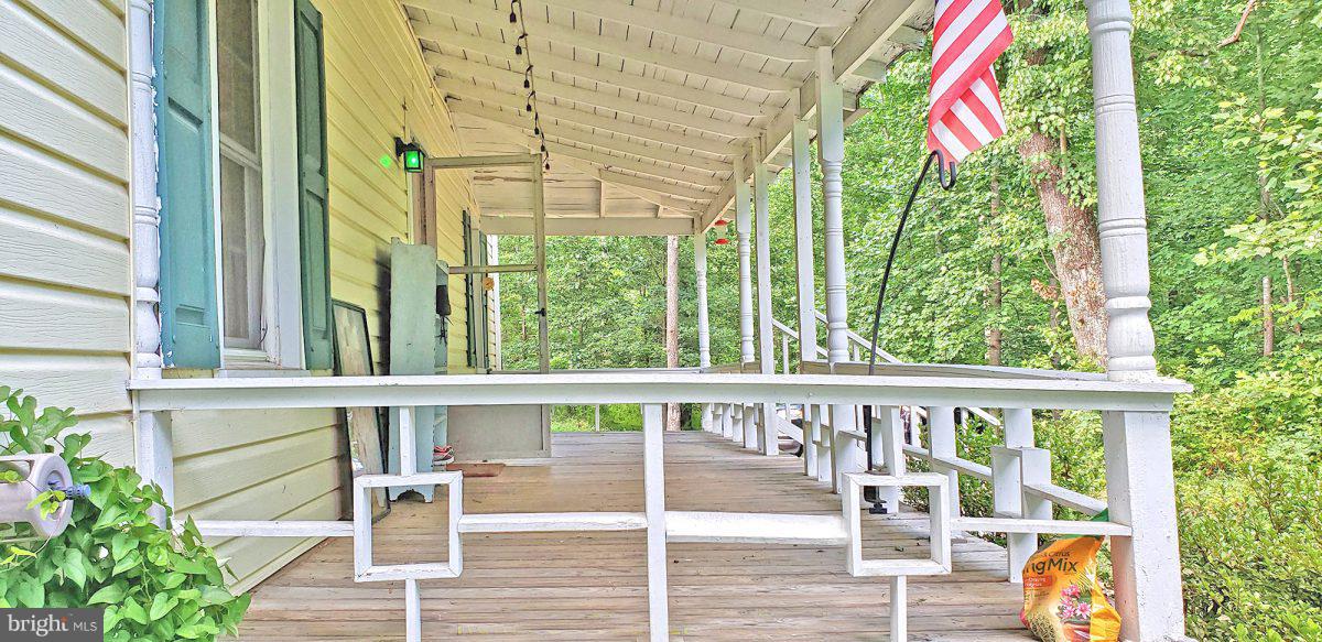 313 Scrabble Road Castleton, VA 22716 - Photo 11 of 30 Exterior (General)
