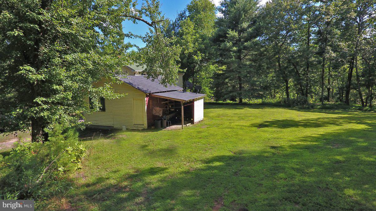313 Scrabble Road Castleton, VA 22716 - Photo 12 of 30 Exterior (General)