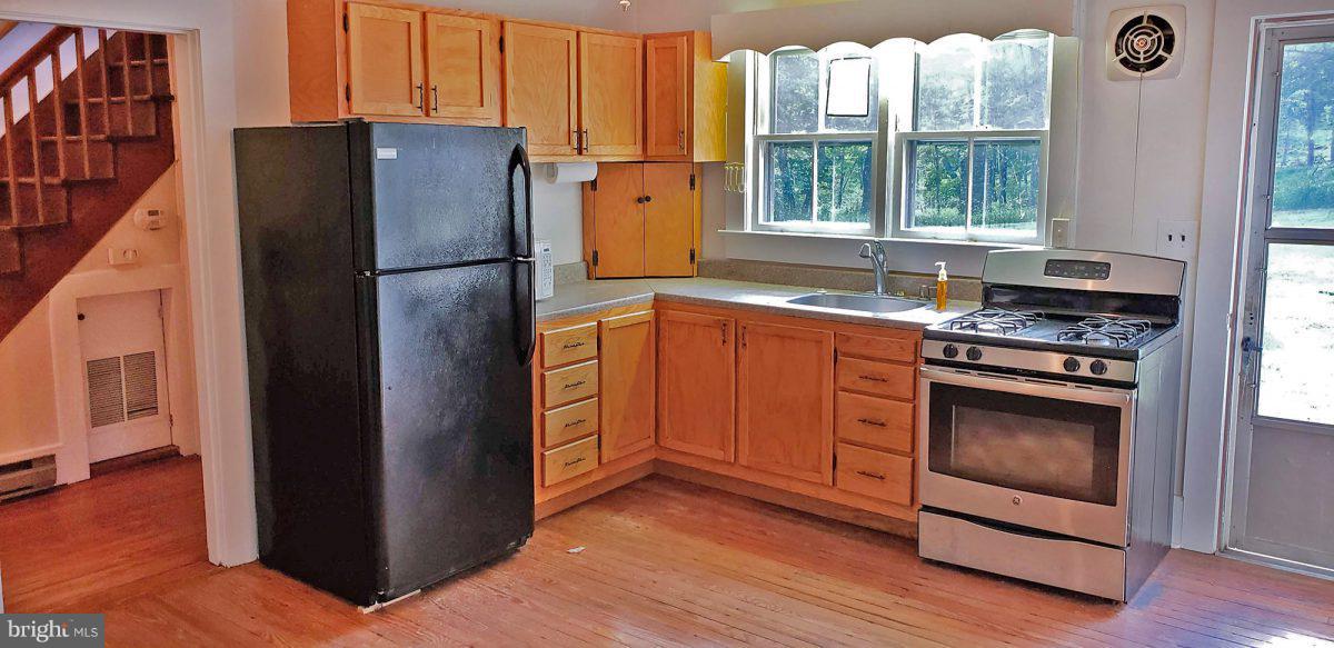 313 Scrabble Road Castleton, VA 22716 - Photo 18 of 30 Interior (General)
