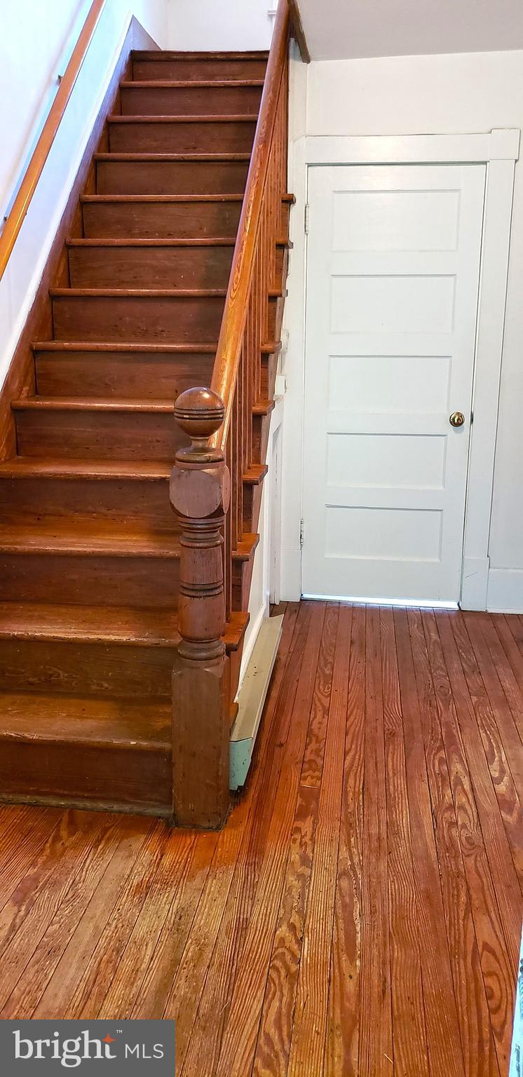 313 Scrabble Road Castleton, VA 22716 - Photo 22 of 30 Interior (General)