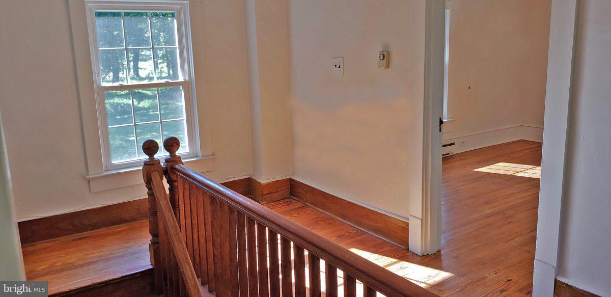 313 Scrabble Road Castleton, VA 22716 - Photo 24 of 30 Interior (General)
