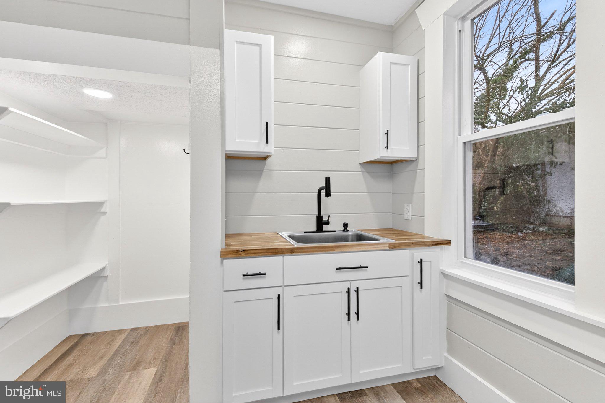 345 Beaver Street Lancaster, PA 17603 - Photo 14 of 41 Kitchen