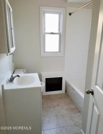 $2,395 | 320 8th Avenue, Unit 7, Asbury Park, NJ 07712