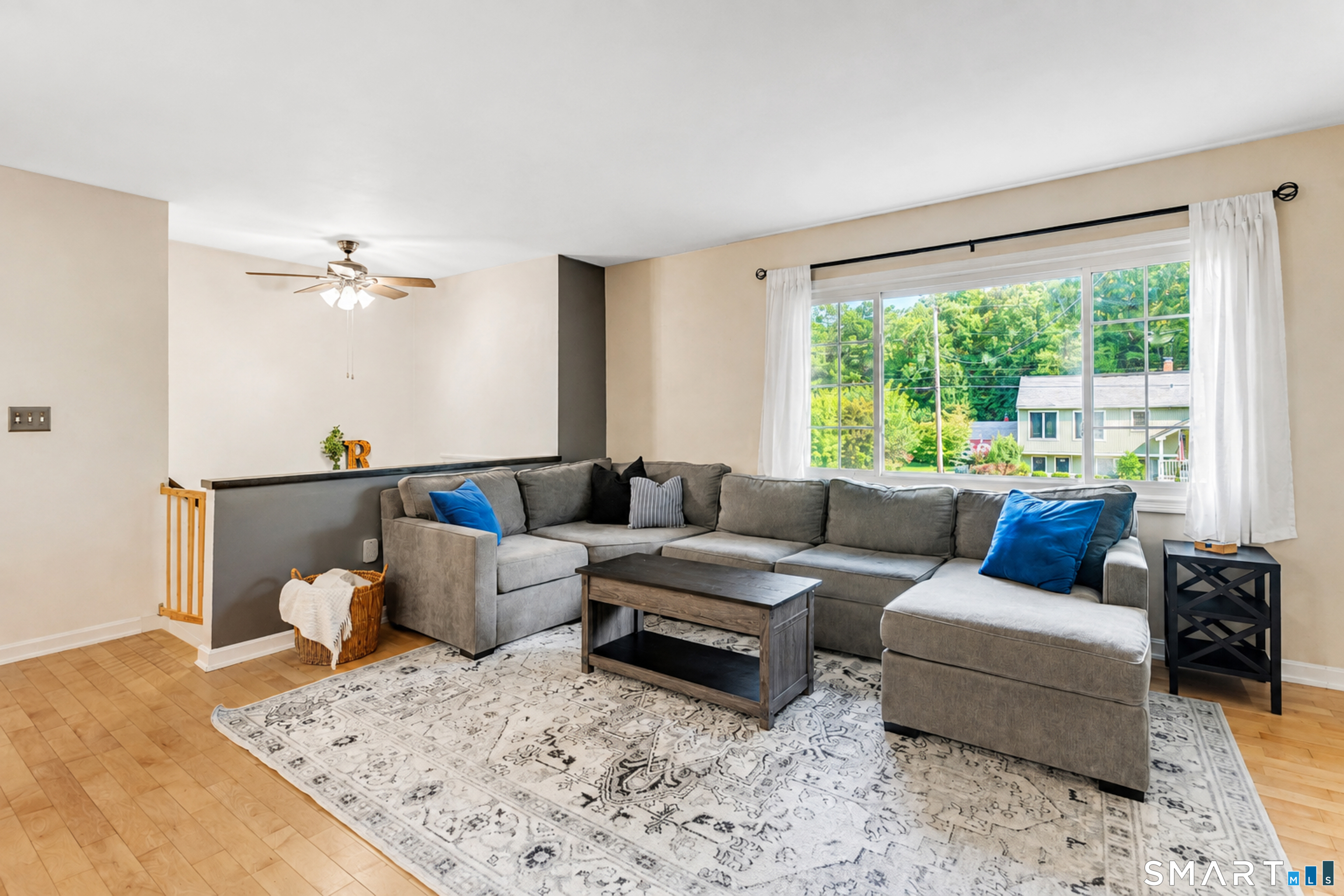 197 Breezy Knoll Road Groton, CT 06355 - Photo 2 of 40 Gallery Image 2
