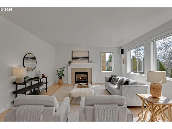 $1,025,000 | 14030 Northwest Lakeview Drive, Portland, OR 97229