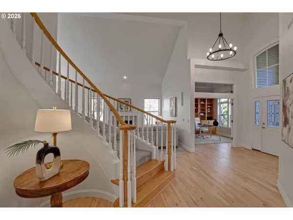 $1,025,000 | 14030 Northwest Lakeview Drive, Portland, OR 97229