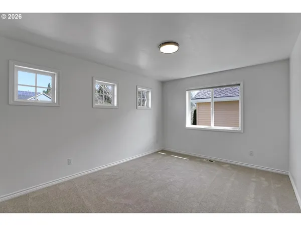 $1,025,000 | 14030 Northwest Lakeview Drive, Portland, OR 97229