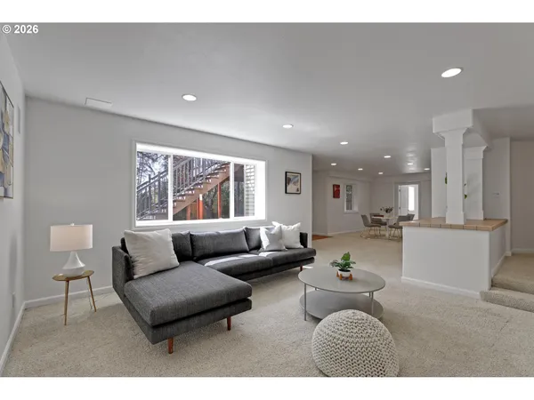 $1,025,000 | 14030 Northwest Lakeview Drive, Portland, OR 97229