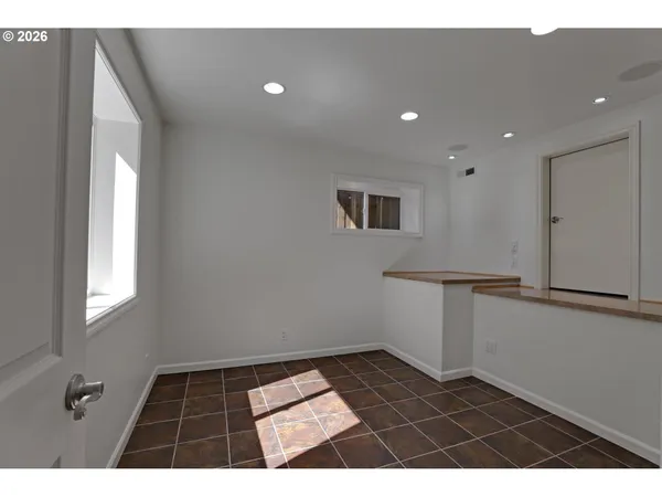 $1,025,000 | 14030 Northwest Lakeview Drive, Portland, OR 97229