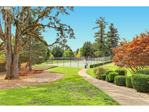 $1,025,000 | 14030 Northwest Lakeview Drive, Portland, OR 97229