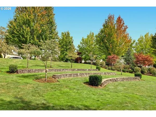 $1,025,000 | 14030 Northwest Lakeview Drive, Portland, OR 97229