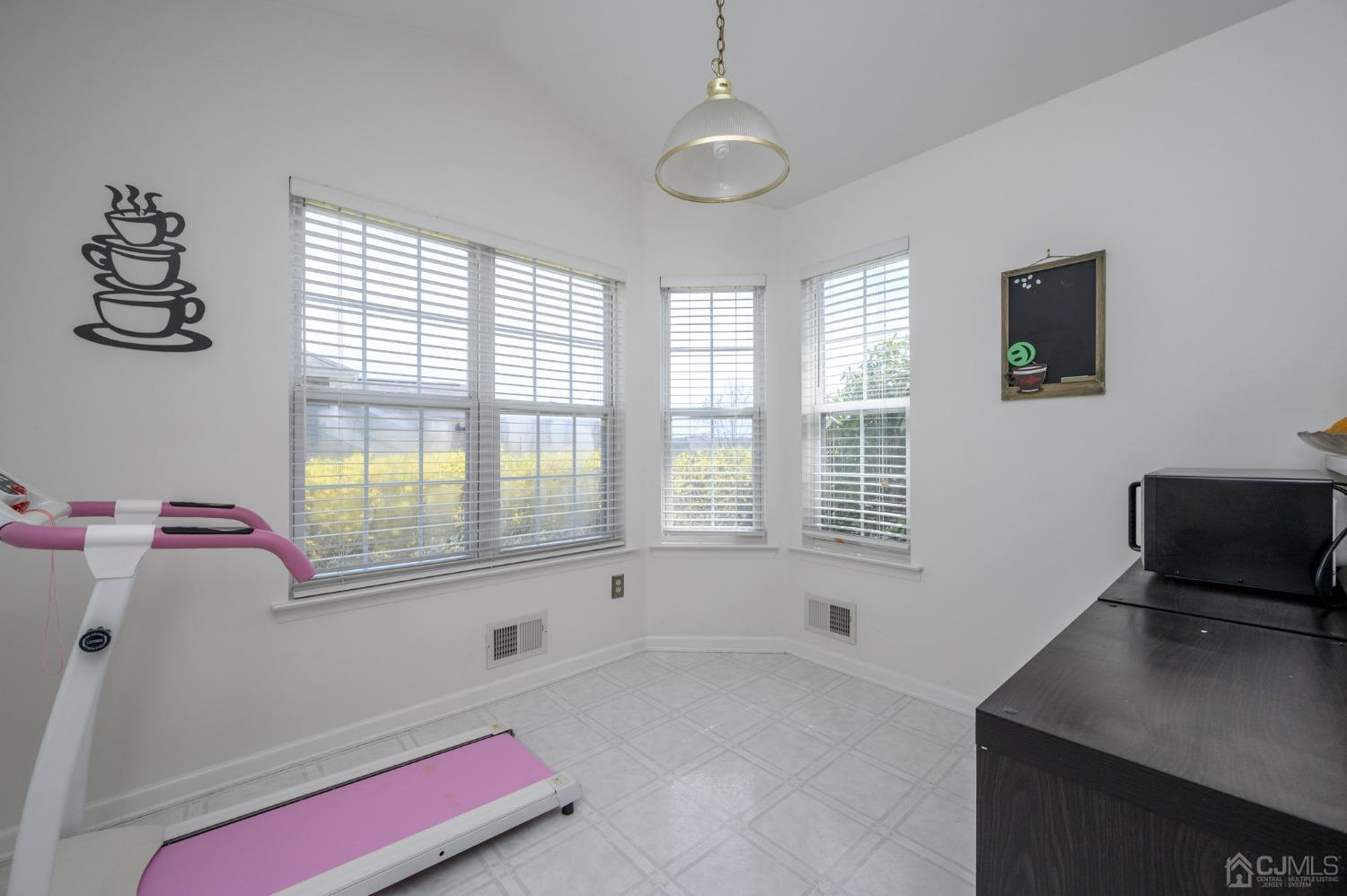 25 Ridgewood Drive Randolph, NJ 07869 - Photo 13 of 37 Gallery Image 13