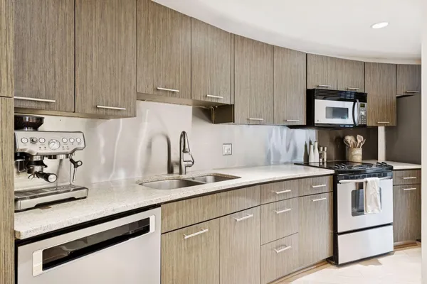 $435,000 | 3141 Dean Court, Unit 308, Minneapolis, MN 55416