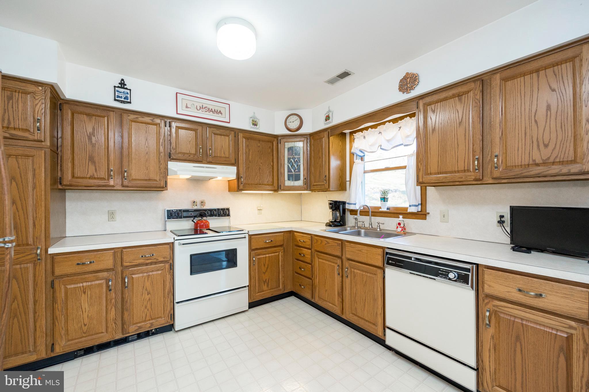 16 Church Road Royersford, PA 19468 - Photo 15 of 36 Kitchen