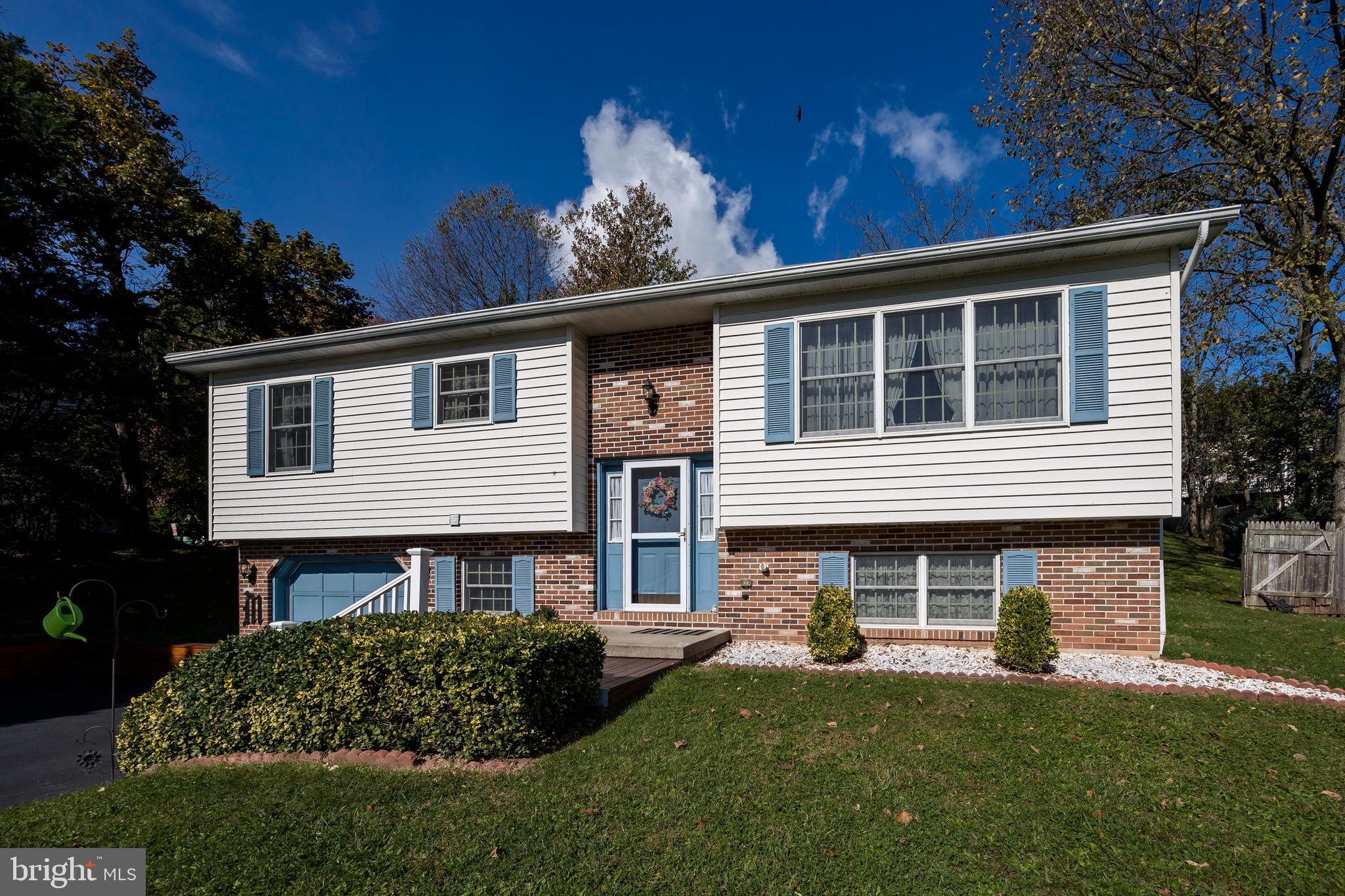 16 Church Road Royersford, PA 19468 - Photo 2 of 36 Frpnt