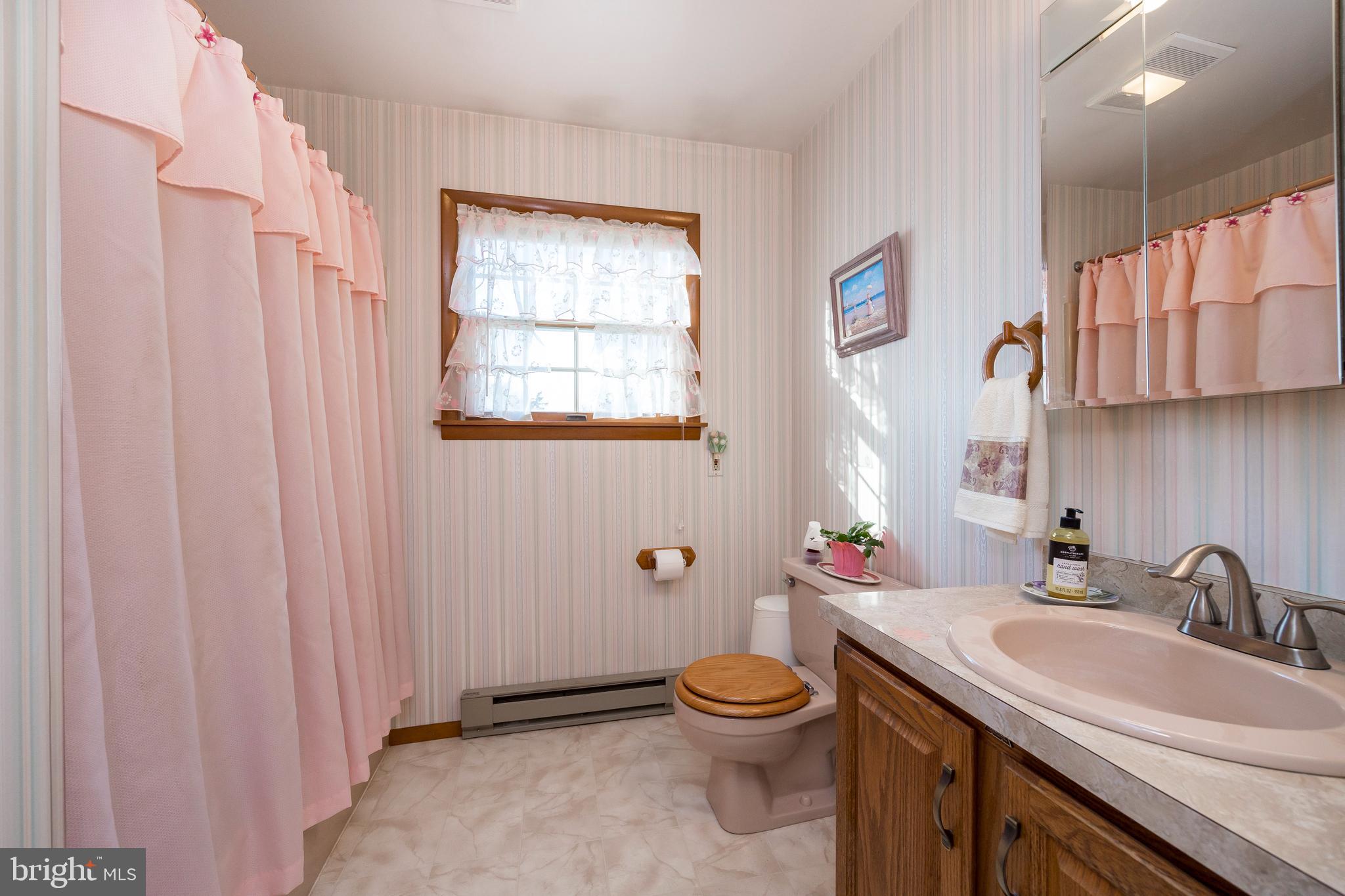 16 Church Road Royersford, PA 19468 - Photo 24 of 36 Hall Bath