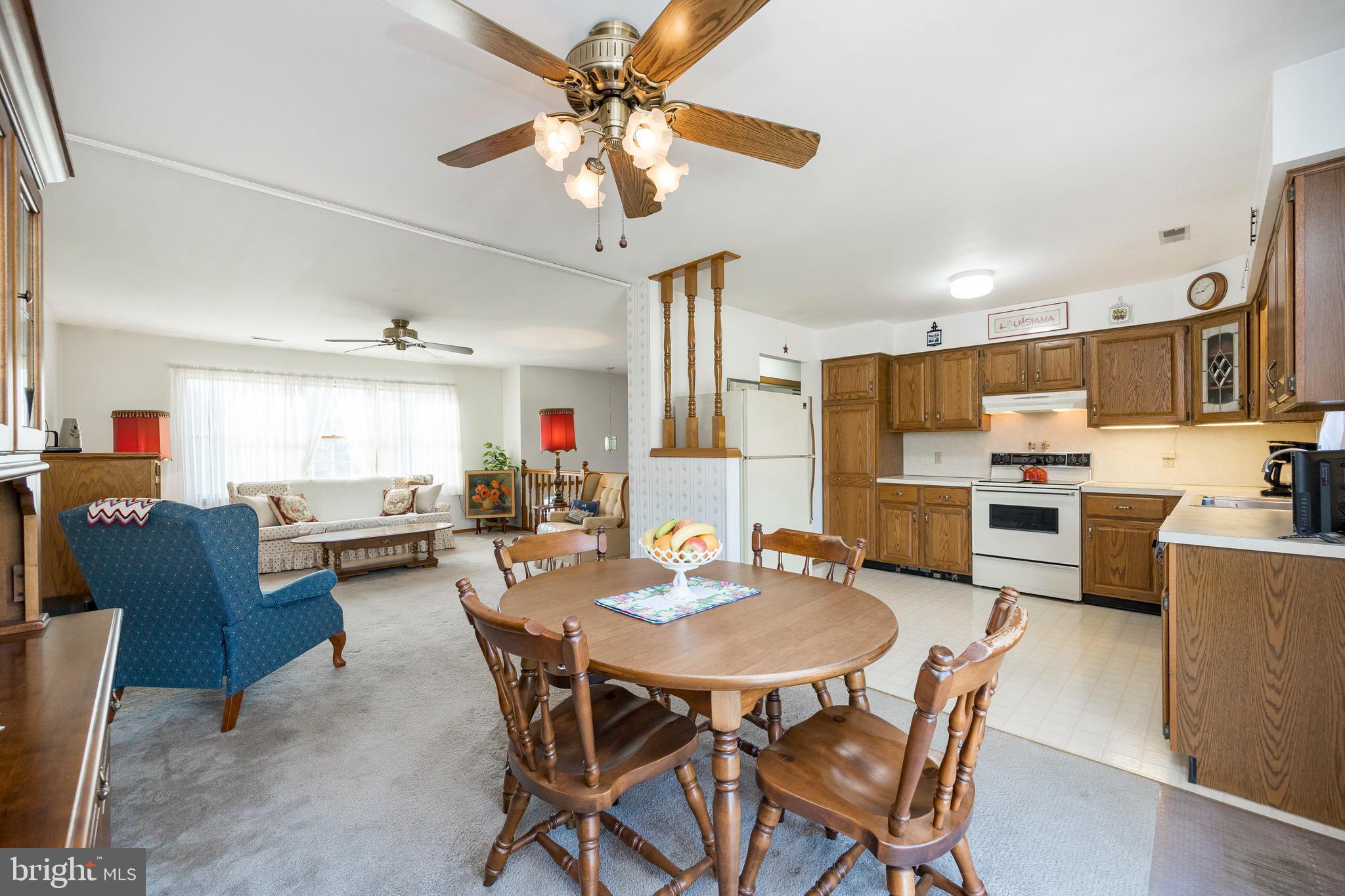 16 Church Road Royersford, PA 19468 - Photo 10 of 36 Dining Room into Kitchen