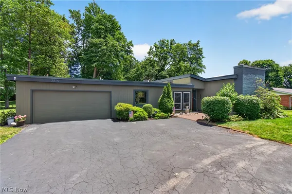 $420,000 | 2619 Melrose Drive, Wooster, OH 44691