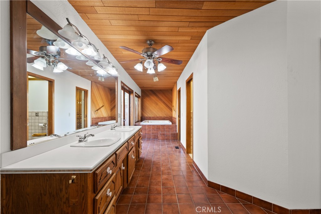 22116 Arosa Road Tehachapi, CA 93561 - Photo 24 of 44