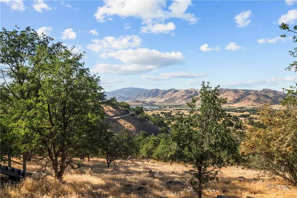 $785,000 | 22116 Arosa Road, Tehachapi, CA 93561