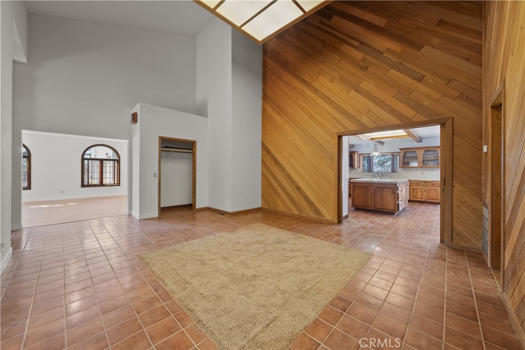 22116 Arosa Road Tehachapi, CA 93561 - Photo 6 of 44