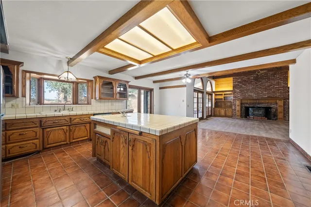 $785,000 | 22116 Arosa Road, Tehachapi, CA 93561